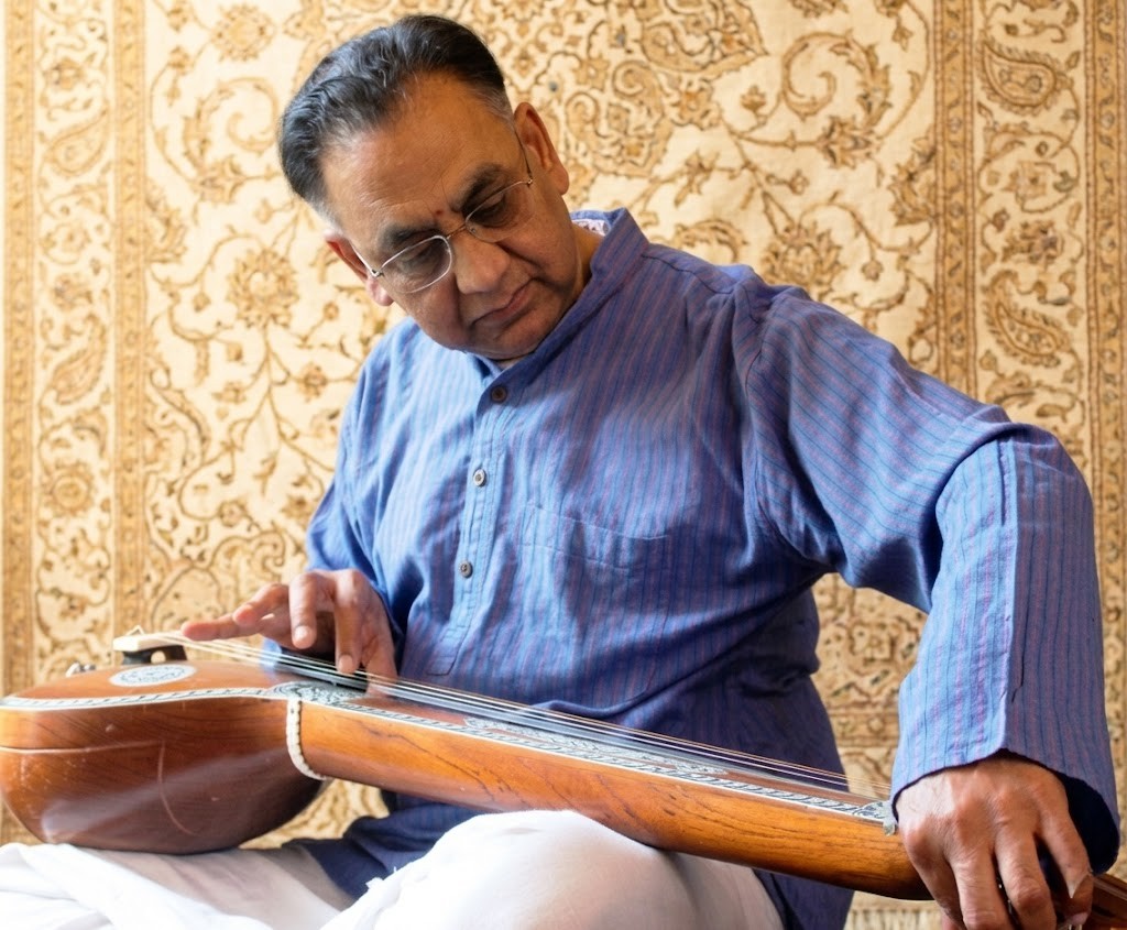 Tuning before 2017 concert